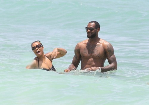 Sexy Male Naked Athletes - Lebron James A very ripped and sexy Lebron James having some sun at the beach