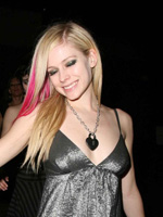 Beautiful concert and glamour pics of rock chick Avril Lavigne