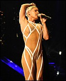 Famous-Milf-Nude-Hollywood-Moms-Pink