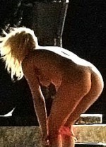 celeb-sex-scandals-paparazzi-shots-Anna-Faris