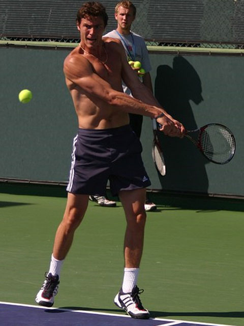 Sexy Male Naked Athletes - Marat Saffin A fit and sexy Marat Saffin showing his ripped body on the court